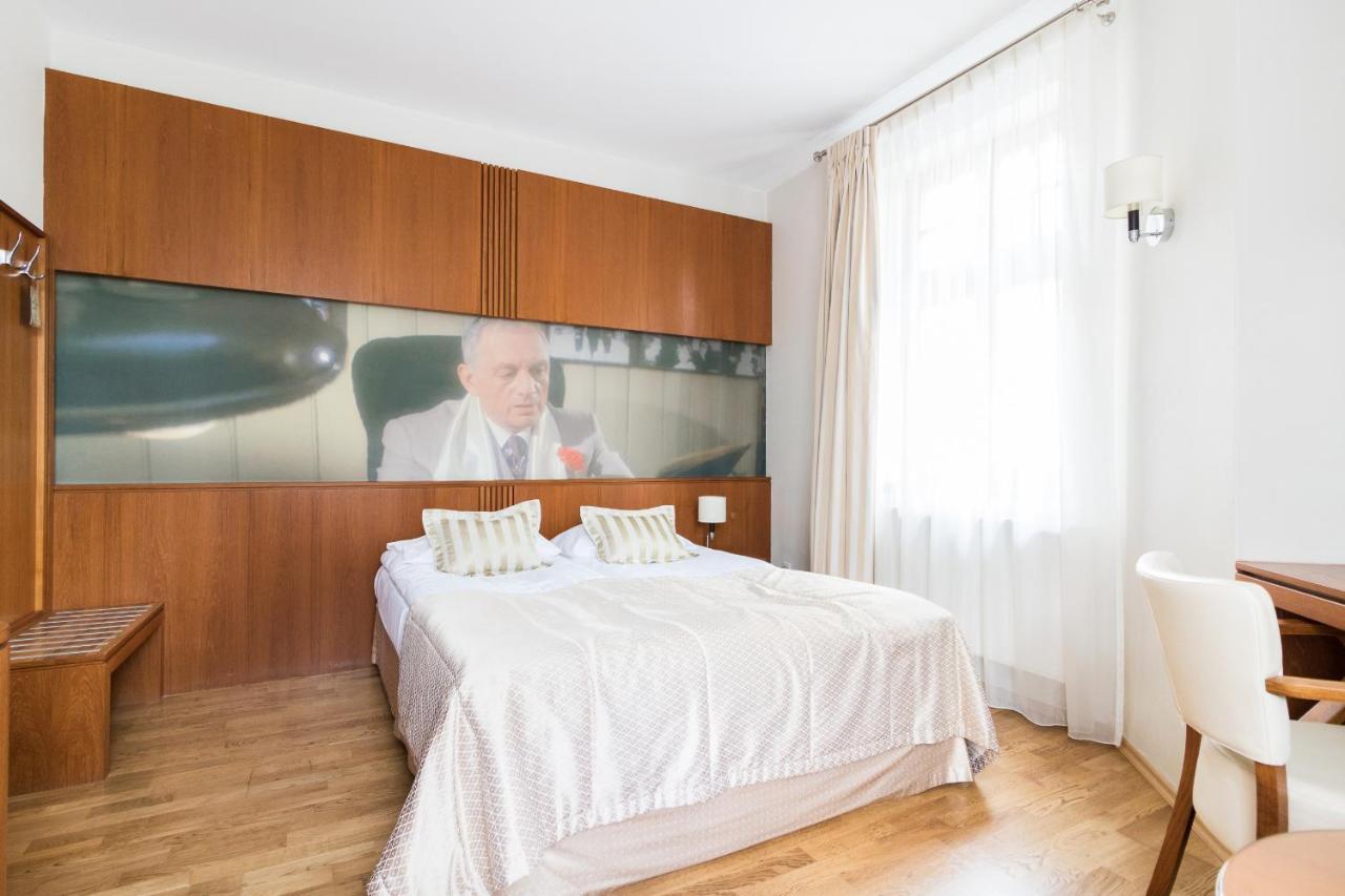 Hotel Vabank Голюб-Добжинь Экстерьер фото